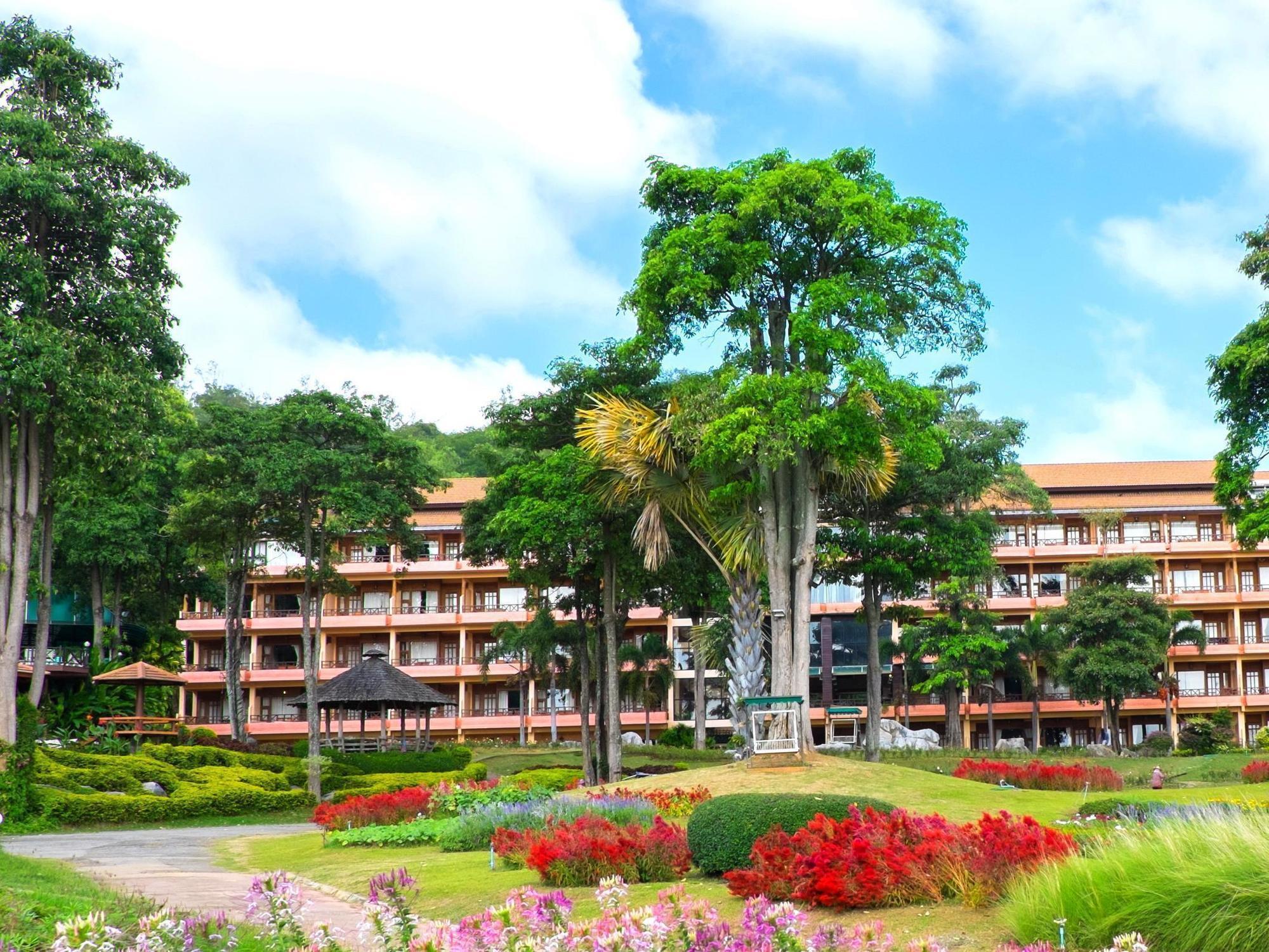 Arayana Phupimarn Resort & Spa Pak Chong Esterno foto