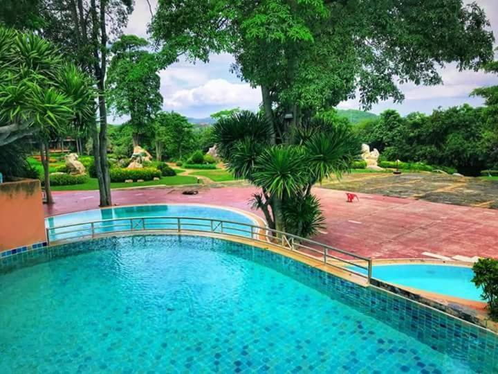 Arayana Phupimarn Resort & Spa Pak Chong Esterno foto
